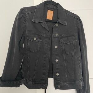 Gap Women’s Size Large denim jacket
